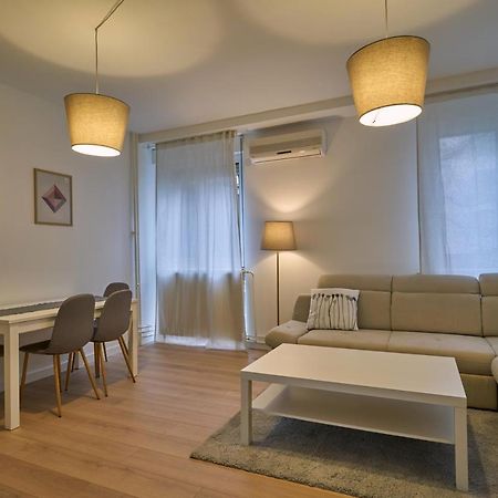 Perfect 10 Apartment Belgrade Luaran gambar